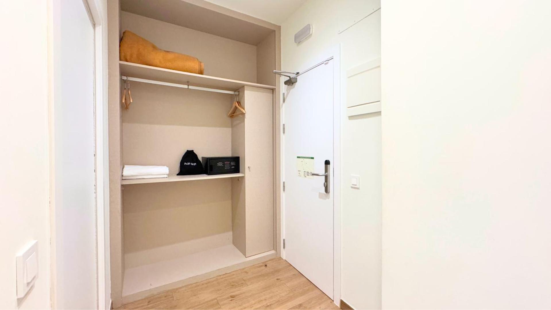 Apartamentos Centro Jardines Madrid Exterior photo